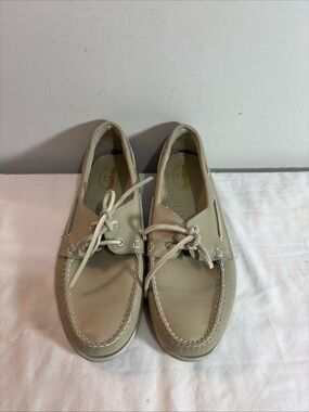 Dunham Classic Men's Beige Leather Boat Shoes. 9/2